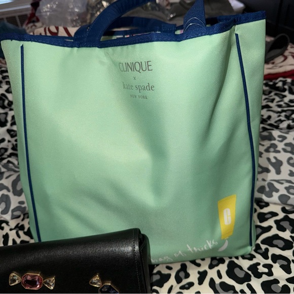 KATE SPADE OVER STUFFED BAG - Picture 2 of 3